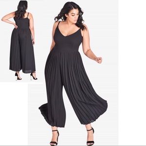 City Chic Flirty leg jumpsuit M/18w